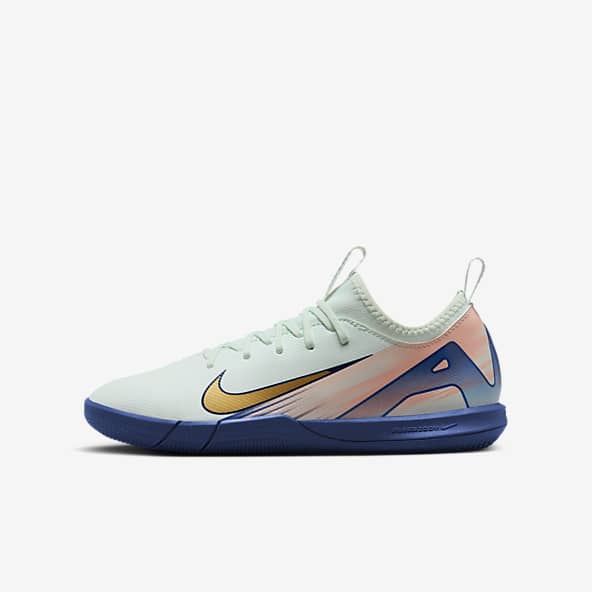 Football nike trainers hotsell